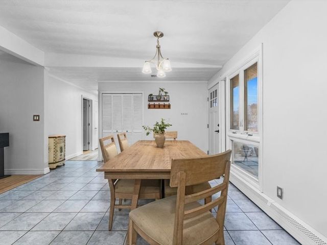 15 Rosslare Rd, Framingham, MA 01701