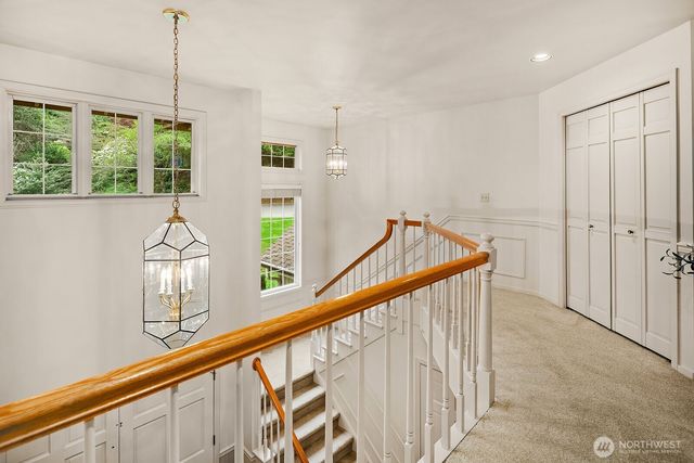 275 Mt Quay Drive NW, Issaquah, WA 98027