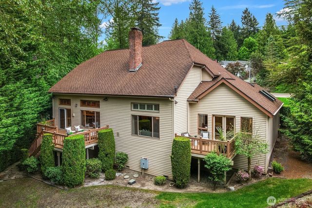 275 Mt Quay Drive NW, Issaquah, WA 98027