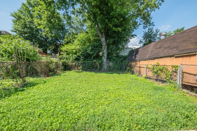 2604 Elliott Dr, Old Hickory, TN 37138