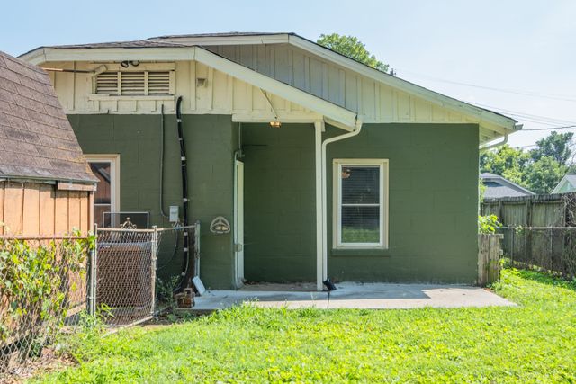 2604 Elliott Dr, Old Hickory, TN 37138