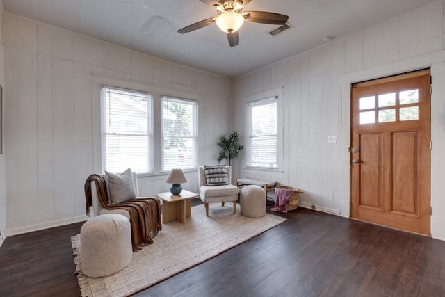 2604 Elliott Dr, Old Hickory, TN 37138
