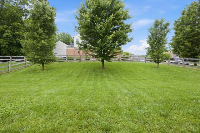 190 Keeneland Court, Monroe, OH 45050