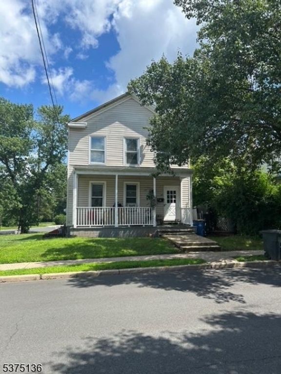 44 Mechanic St, Somerville Boro, NJ 08876