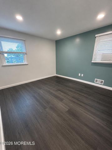 2133 Bridge Avenue, Point Pleasant, NJ 08742