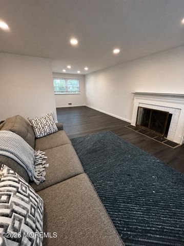 2133 Bridge Avenue, Point Pleasant, NJ 08742
