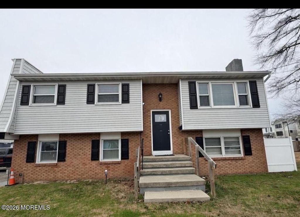 2133 Bridge Avenue, Point Pleasant, NJ 08742