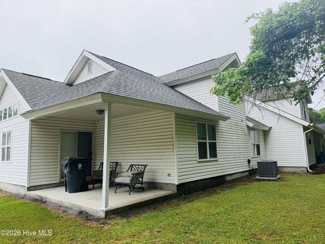 3306 Belmont Circle, Wilmington, NC 28405