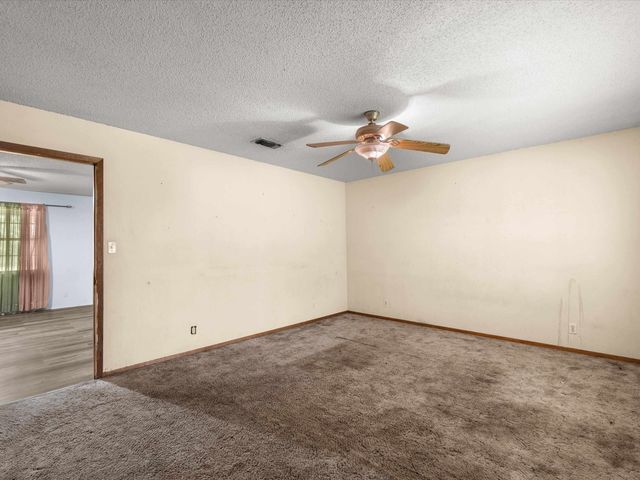 717 PECAN ST, Omaha, TX 75571