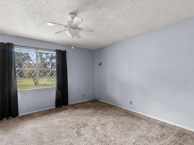 717 PECAN ST, Omaha, TX 75571