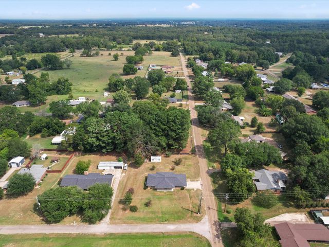 717 PECAN ST, Omaha, TX 75571