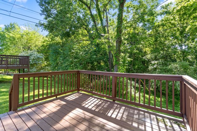 924 Woody Hills Dr, Clarksville, TN 37040