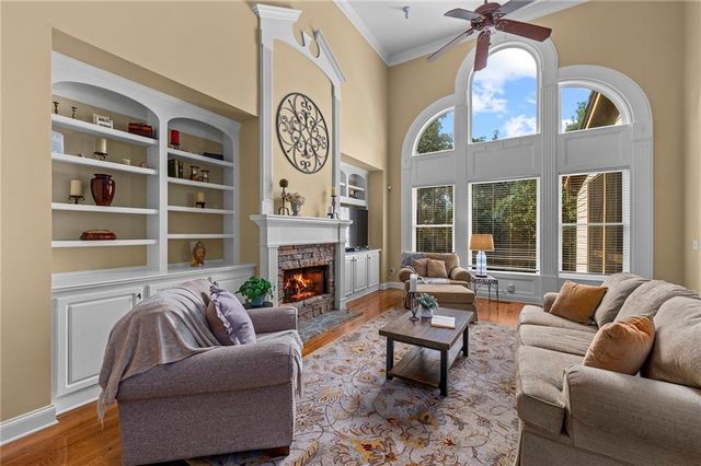 325 N Brooke Drive, Canton, GA 30115