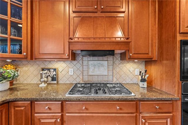 325 N Brooke Drive, Canton, GA 30115