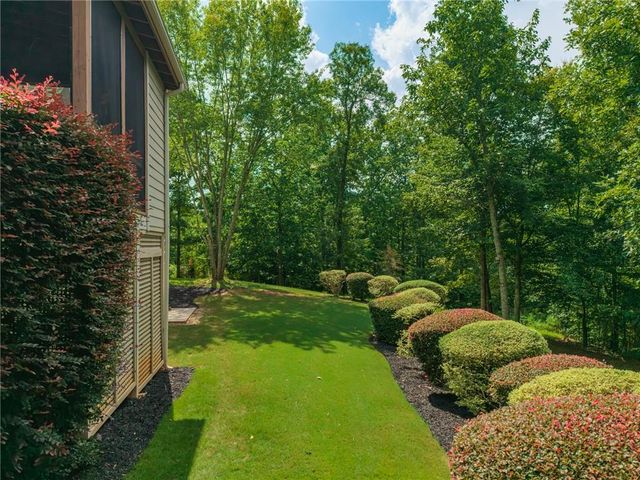 325 N Brooke Drive, Canton, GA 30115