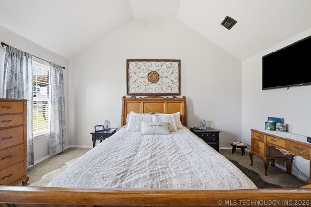 11915 N 108th East Avenue, Collinsville, OK 74021