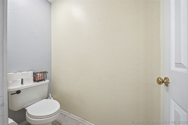 11915 N 108th East Avenue, Collinsville, OK 74021