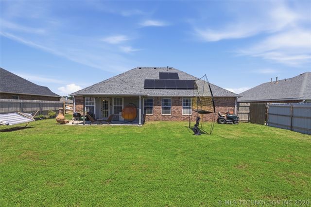 11915 N 108th East Avenue, Collinsville, OK 74021