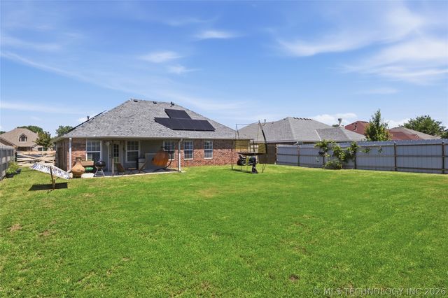 11915 N 108th East Avenue, Collinsville, OK 74021