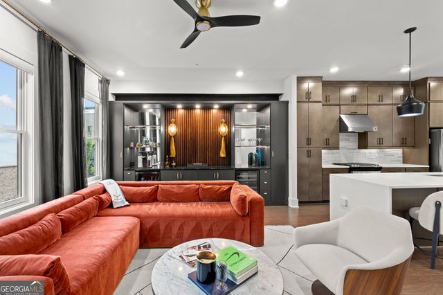 1075 Robert Smalls Way, Atlanta, GA 30318