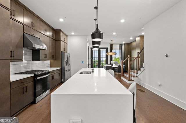 1075 Robert Smalls Way, Atlanta, GA 30318