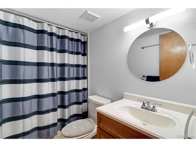 15993 E Loyola Dr, Aurora, CO 80013