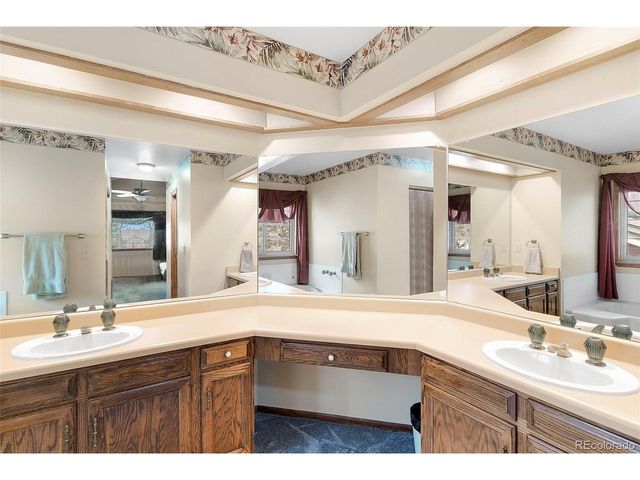 15993 E Loyola Dr, Aurora, CO 80013