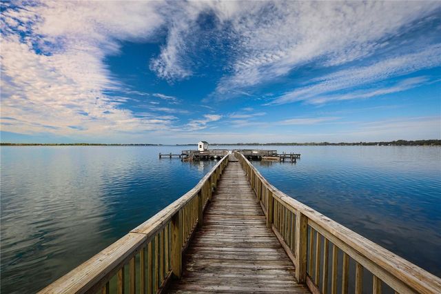 1400 N SIMPSON STREET, Mount Dora, FL 32757