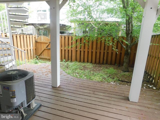 12705 BEDFORD GLEN WAY, Woodbridge, VA 22192