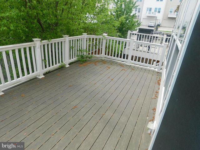 12705 BEDFORD GLEN WAY, Woodbridge, VA 22192