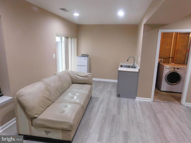 12705 BEDFORD GLEN WAY, Woodbridge, VA 22192