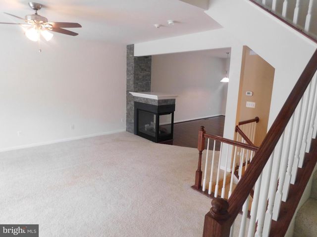 12705 BEDFORD GLEN WAY, Woodbridge, VA 22192