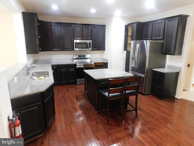 12705 BEDFORD GLEN WAY, Woodbridge, VA 22192