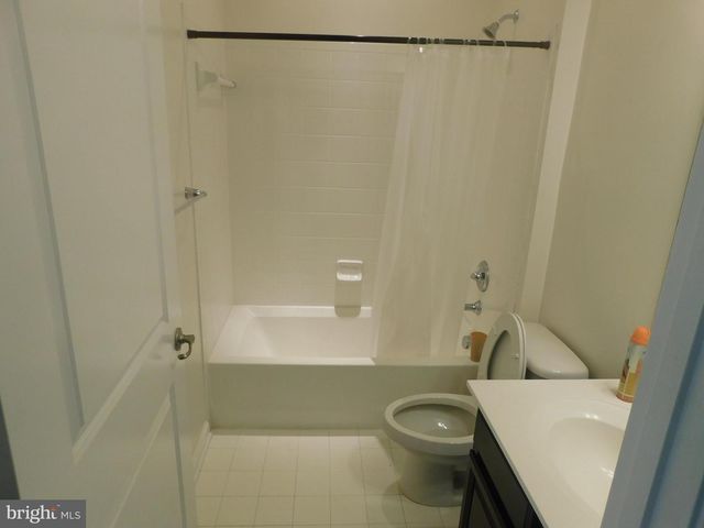 12705 BEDFORD GLEN WAY, Woodbridge, VA 22192