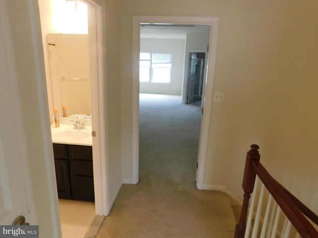 12705 BEDFORD GLEN WAY, Woodbridge, VA 22192