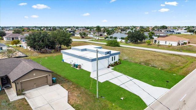 1222 Nelson Rd N, Cape Coral, FL 33993