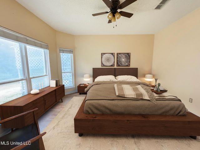 12059 Five Oaks Circle, Gulfport, MS 39503