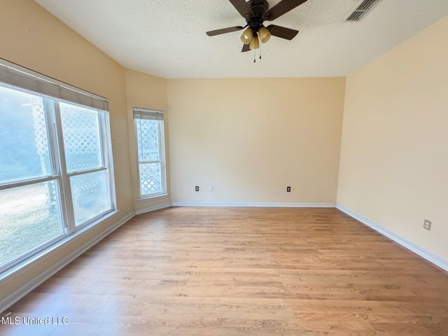 12059 Five Oaks Circle, Gulfport, MS 39503