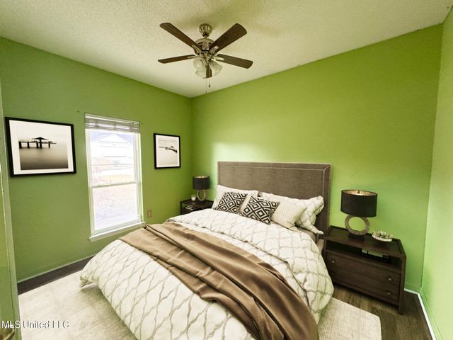 12059 Five Oaks Circle, Gulfport, MS 39503