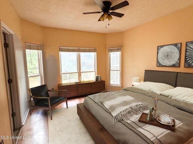 12059 Five Oaks Circle, Gulfport, MS 39503