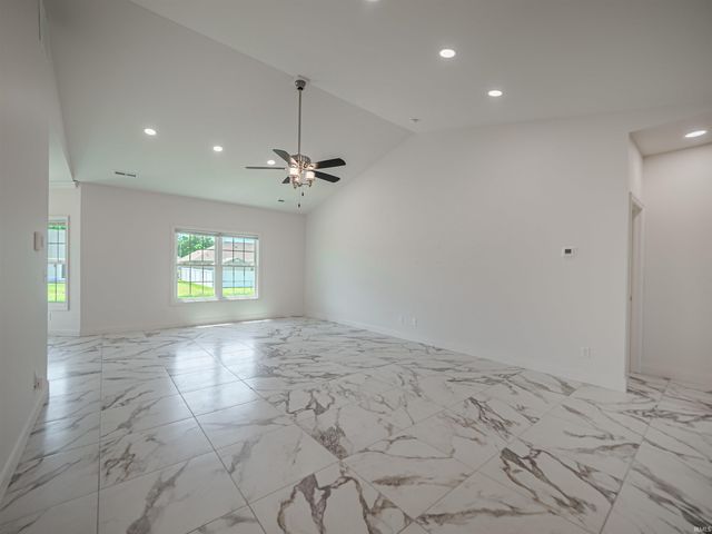 1535 Venture Drive, Evansville, IN 47711