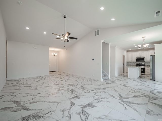 1535 Venture Drive, Evansville, IN 47711