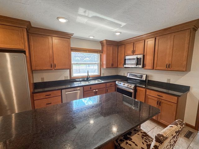 8420 Interlochen Drive, Nixa, MO 65714