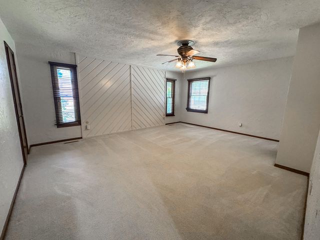 8420 Interlochen Drive, Nixa, MO 65714