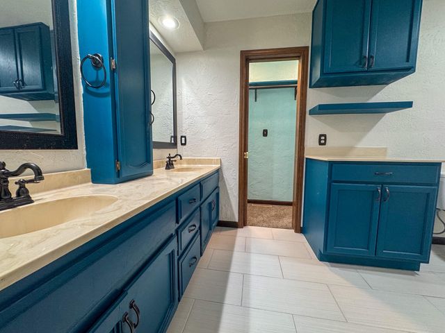 8420 Interlochen Drive, Nixa, MO 65714