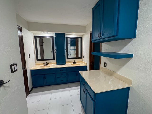 8420 Interlochen Drive, Nixa, MO 65714