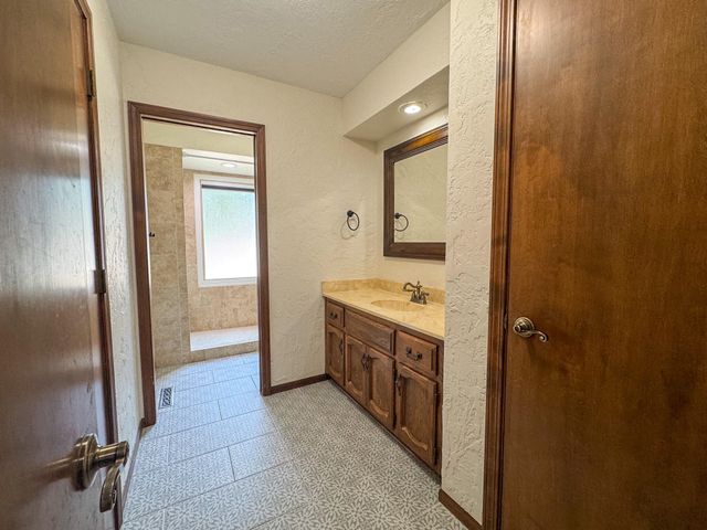 8420 Interlochen Drive, Nixa, MO 65714