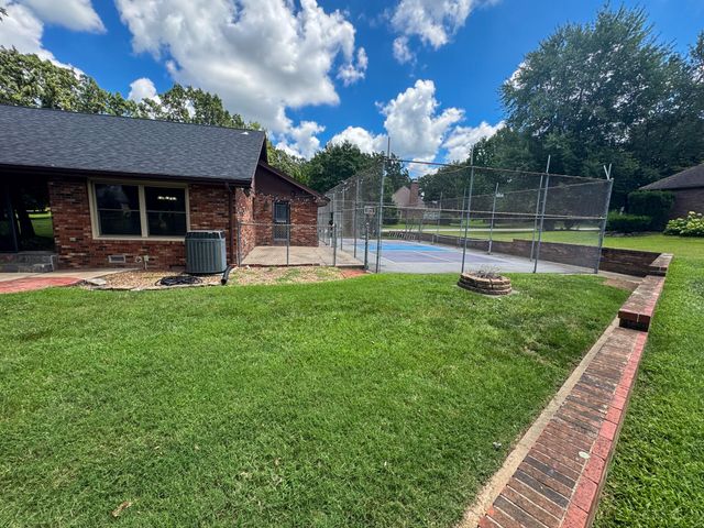 8420 Interlochen Drive, Nixa, MO 65714