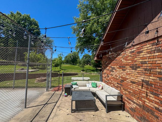 8420 Interlochen Drive, Nixa, MO 65714