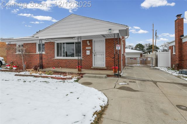 22644 Hill Street, Warren, MI 48091